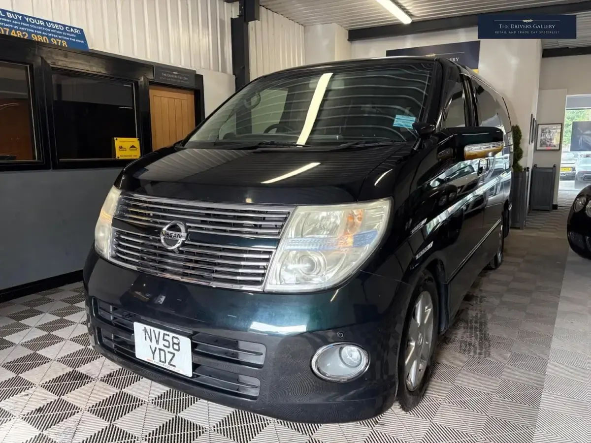 Used Nissan Elgrand 2025 Black