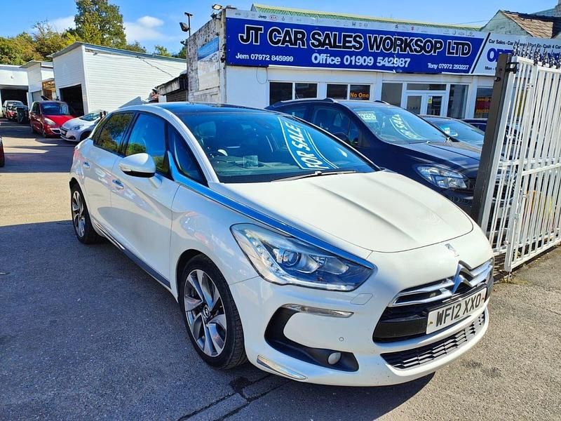 White Used 2012 Citroën DS5 Hatchback | £5,500 (Fair price) - Image 1/4