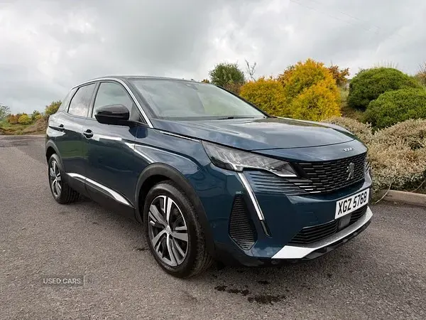 Second-hand Peugeot 3008 Allure 131 CP (96 kW) 2022 Albastru SUV