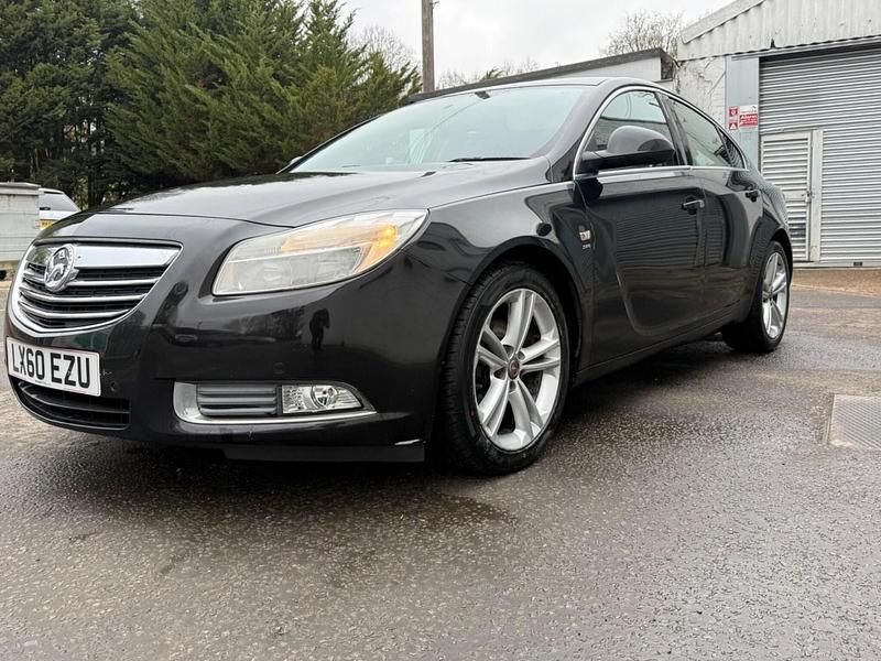 Used Vauxhall Insignia SRi 160 HP (117 kW) 2011 Black Hatchback