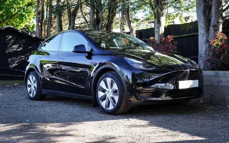 Used Tesla Model Y Long Range AWD 286 kW (389 HP) 2025 SUV
