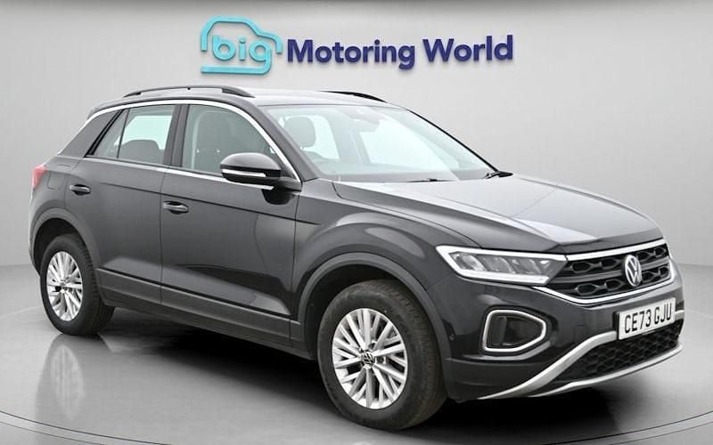 Used VW T-Roc Life 150 HP (110 kW) 2025 SUV