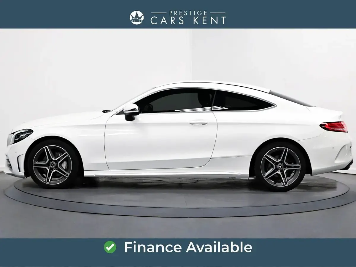 Used Mercedes C200 AMG line 184 HP (135 kW) 2019 White Coupe