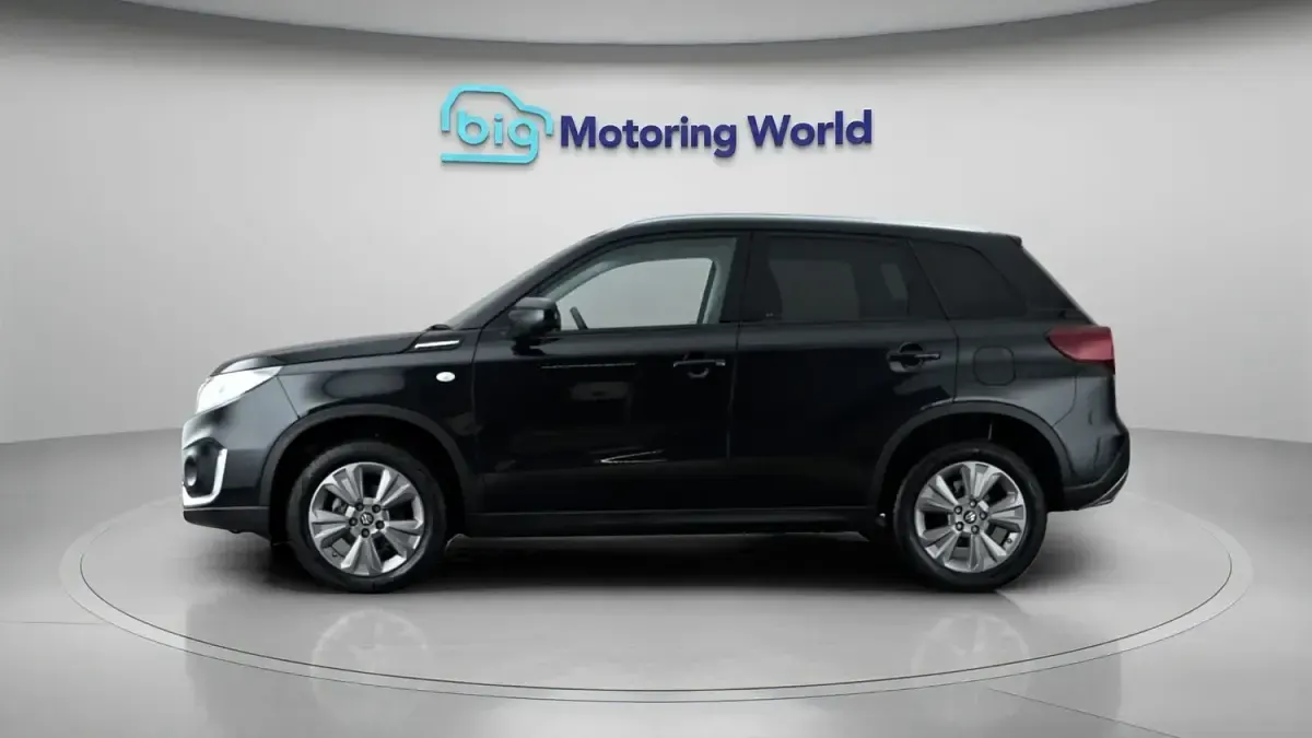Used Suzuki Vitara SZ-T 129 HP (94 kW) 2024 Black SUV