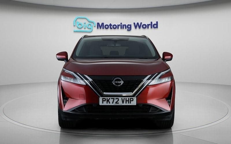 Used Nissan Qashqai N-Connecta 190 HP (139 kW) 2023 Red SUV