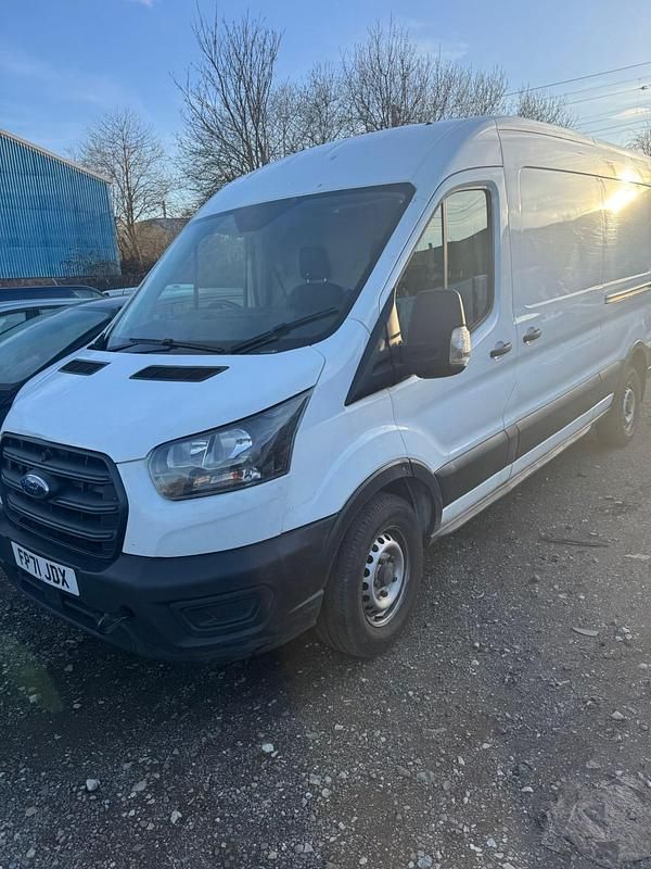Used Ford Transit 130 HP (95 kW) 2021 White Van
