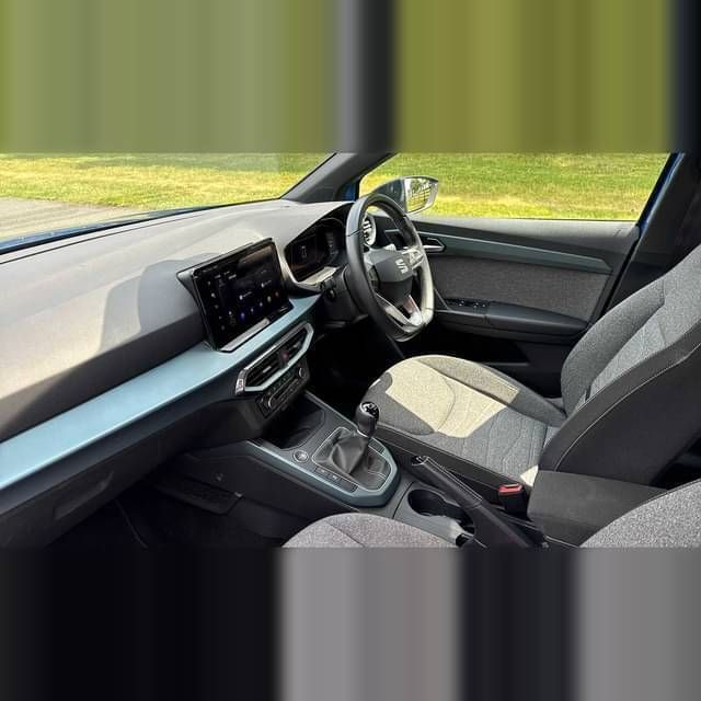 Image 2/4