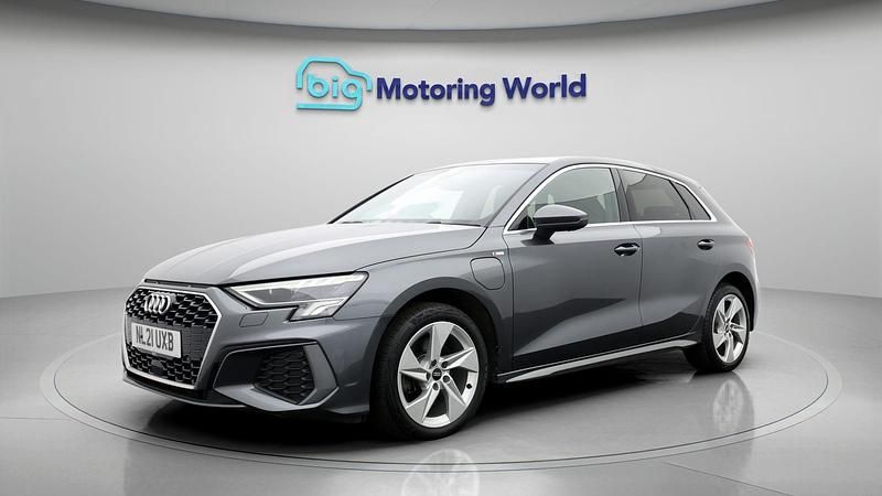 Used Audi A3 Sportback e-tron S-Line 201 HP (147 kW) 2021 Hatchback