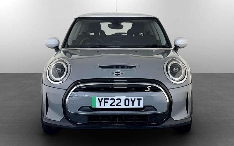 Used Mini Cooper Level 1 135 kW (184 HP) 2023 Hatchback