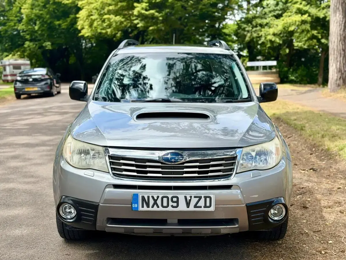 Used Subaru Forester 2009 Grey SUV