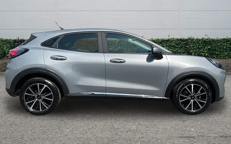 Used Ford Puma Titanium 155 HP (114 kW) 2023 Silver SUV