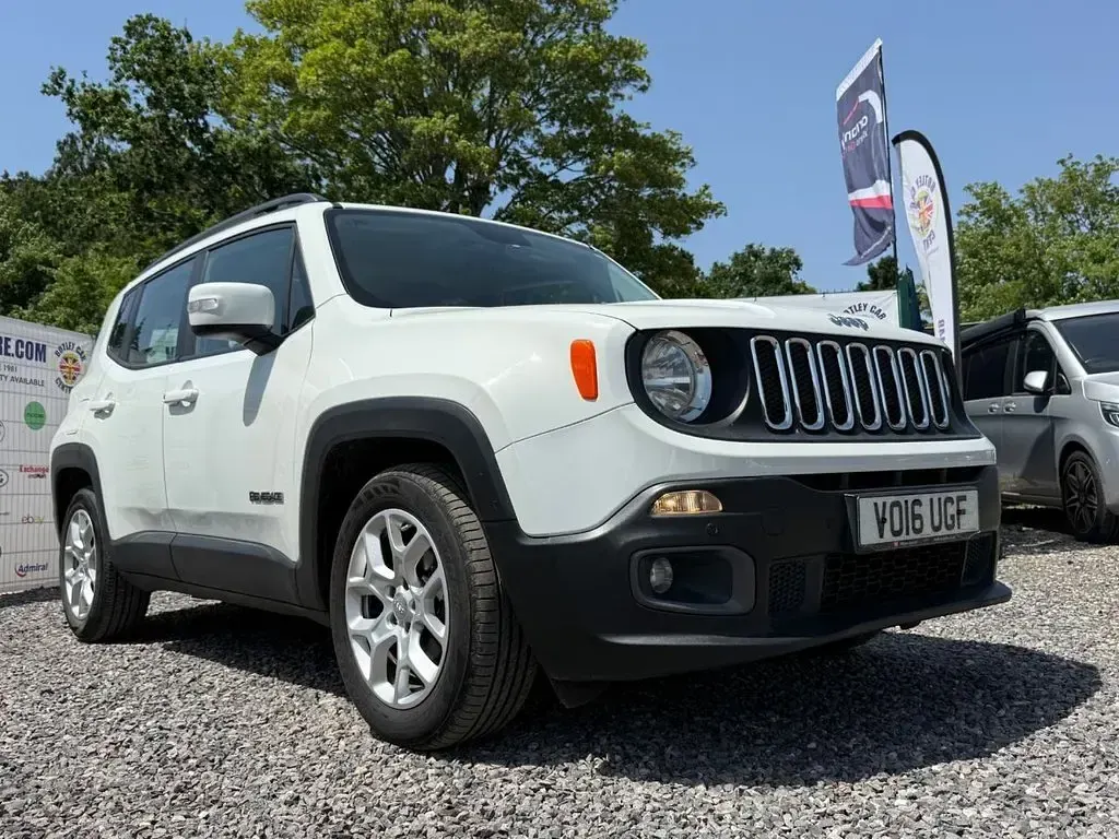 Used Jeep Renegade Longitude 170 HP (125 kW) 2016 White SUV