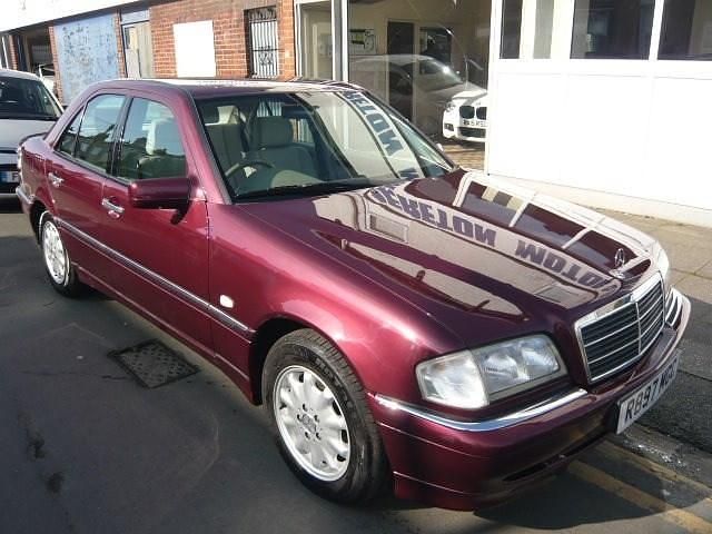 Used Mercedes C180 Elegance 1997 Red Sedan