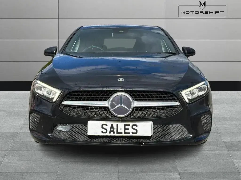 Used Mercedes A180 Executive 116 HP (85 kW) 2018 Black Hatchback