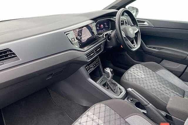 Used VW Polo R-line 115 HP (84 kW) 2025 Silver Hatchback