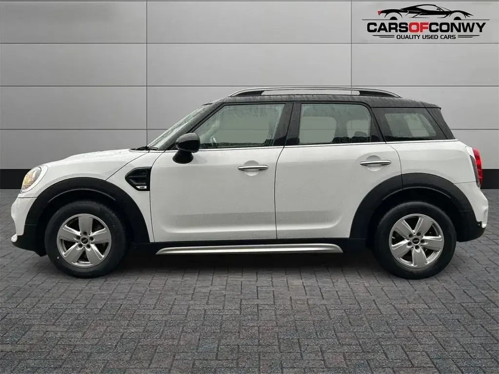 Used Mini Cooper D 150 HP (110 kW) 2018 White Hatchback