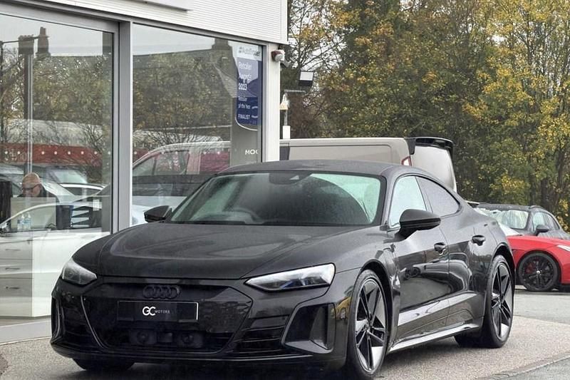 Used 2022 Audi e-tron GT quattro Comfort Sedan | £51,990 (Fair price) - Image 1/1