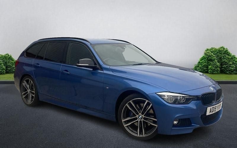 Used 2019 BMW 320 M Sport Estate | £20,888 (Fair price) - Image 1/4