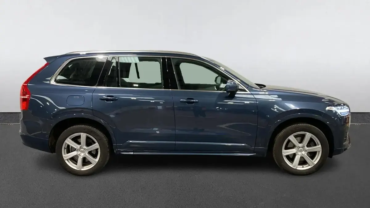 Usado Volvo XC90 Core 250 HP (183 kW) 2023 Azul SUV