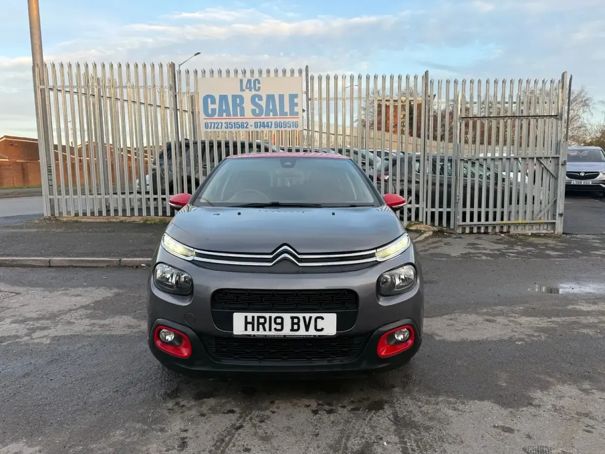 Begagnad Citroën C3 Flair 2019 Grå Halvkombi