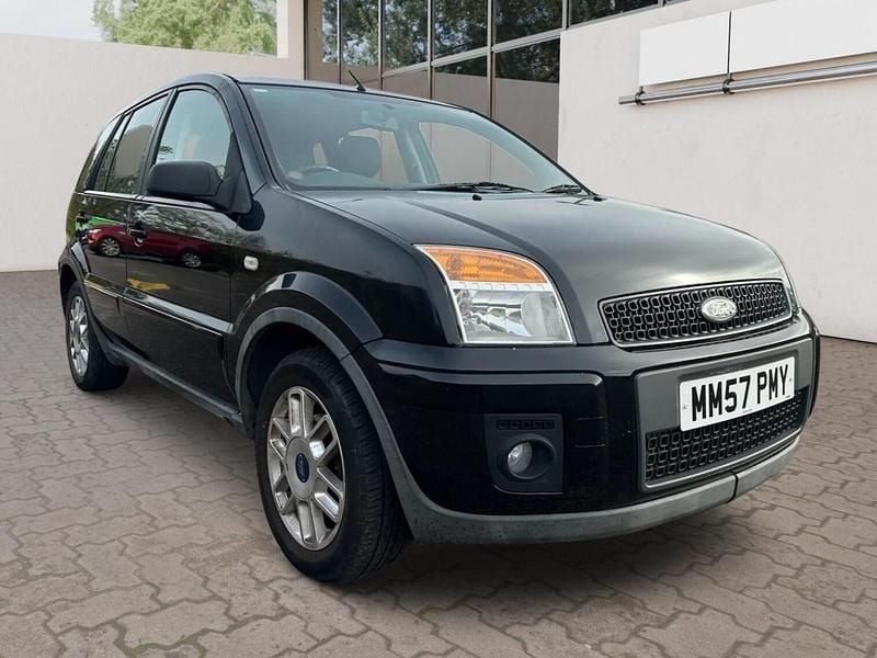 Black Used 2008 Ford Fusion Zetec Hatchback | £2,995 (Fair price) - Image 1/4