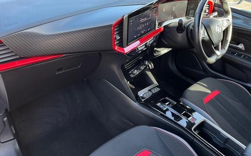 Used Vauxhall Mokka SRi 131 HP (96 kW) 2022 White SUV