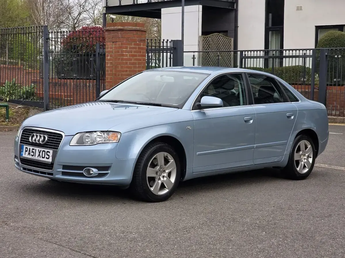 Used Audi A4 128 HP (94 kW) 2005 Blue Sedan