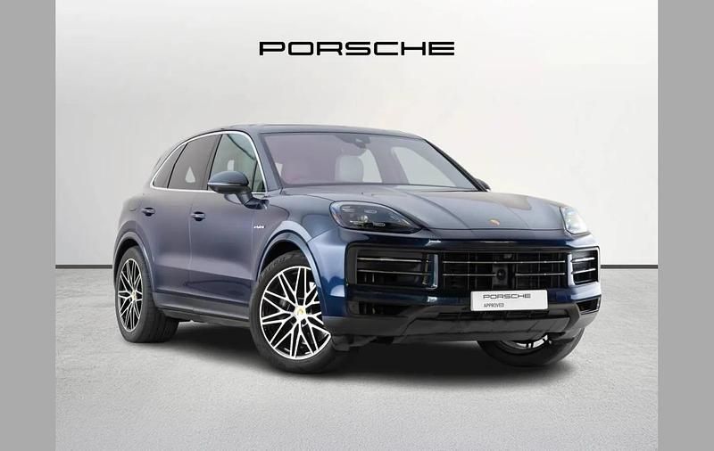 Blue Used 2024 Porsche Cayenne SUV | £72,890 (Good price) - Image 1/4