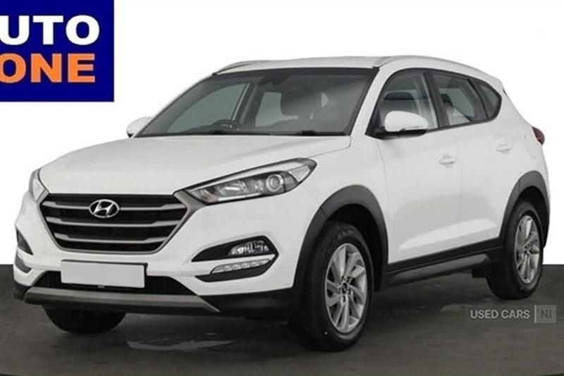 Used Hyundai Tucson SE 132 HP (97 kW) 2018 White SUV