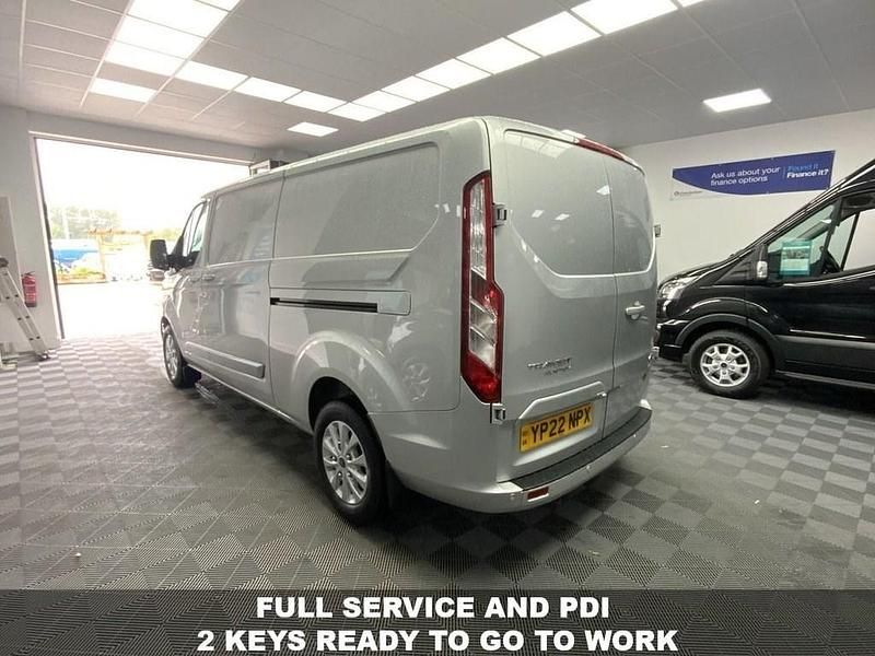 Used Ford Transit Custom Limited 185 HP (136 kW) 2022 Silver Van