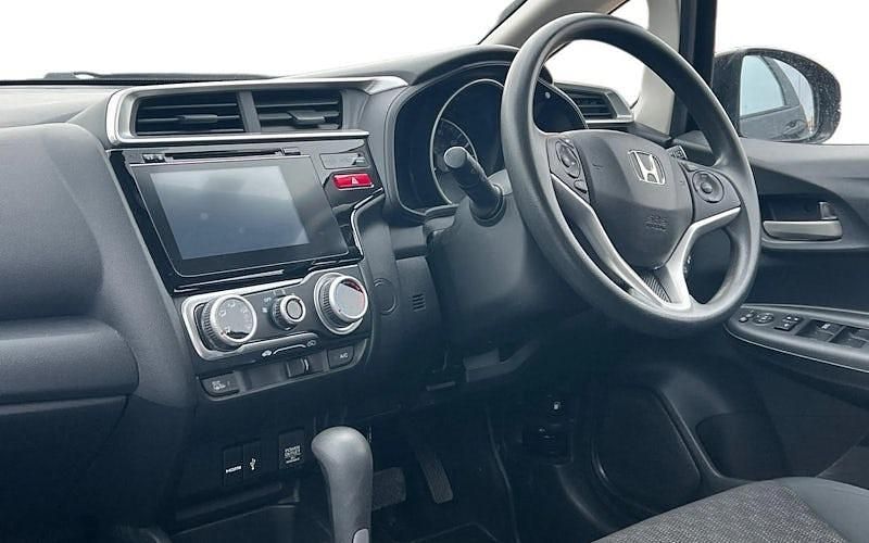 Used Honda Jazz SE 102 HP (75 kW) 2017 Black Hatchback