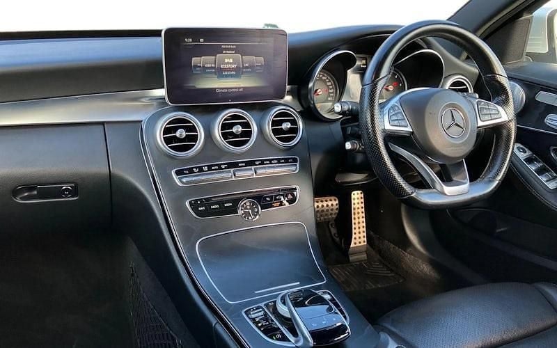 Used Mercedes C250 AMG Line Premium Plus 204 HP (150 kW) 2018 Silver Sedan