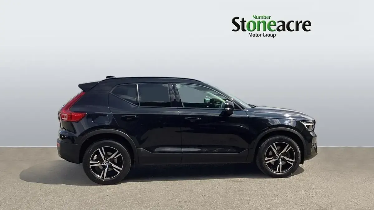 Used Volvo XC40 Plus 2022 Black SUV