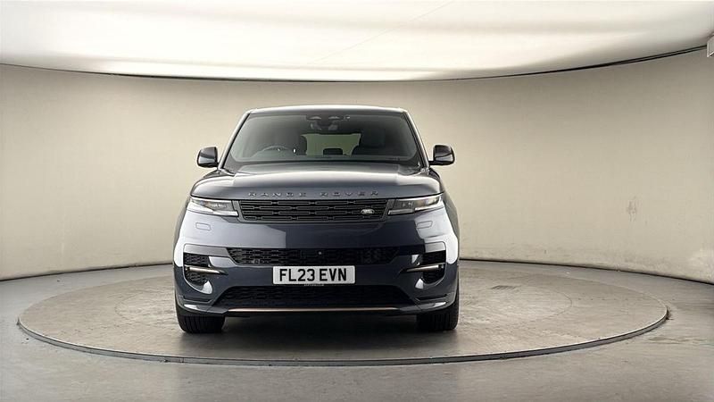 Used Land Rover Range Rover Sport SE Dynamic 300 HP (220 kW) 2023 Varesine blue SUV