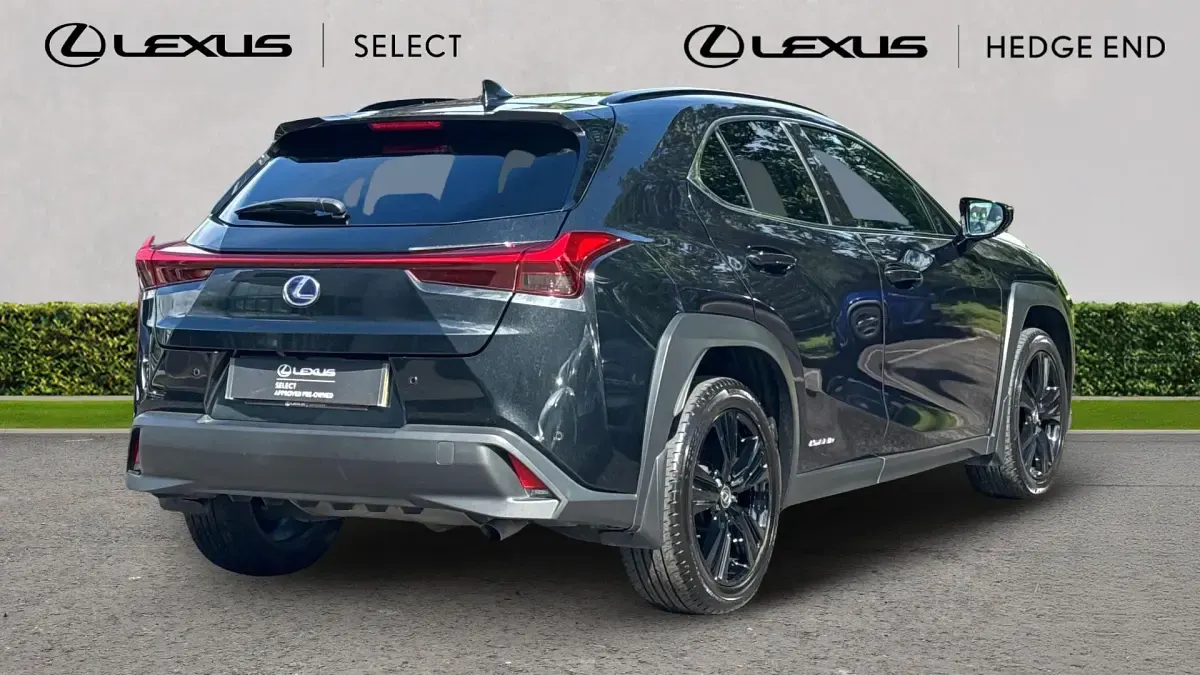 Used Lexus UX Sport Line 184 HP (135 kW) 2021 Graphite black SUV