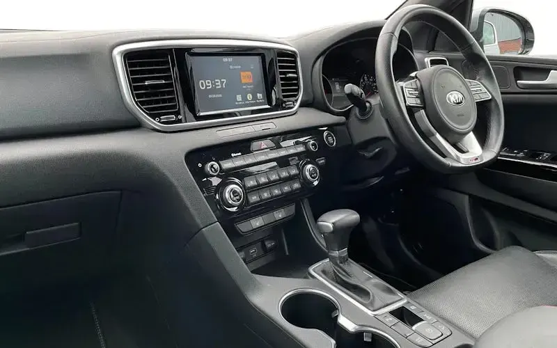 Used Kia Sportage GT-Line 136 HP (100 kW) 2019 Silver SUV