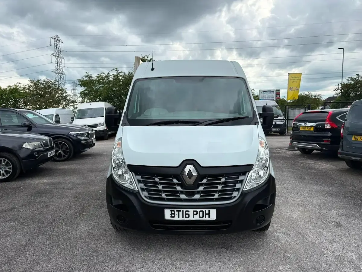 Used Renault Master Business 125 HP (91 kW) 2016 White Van