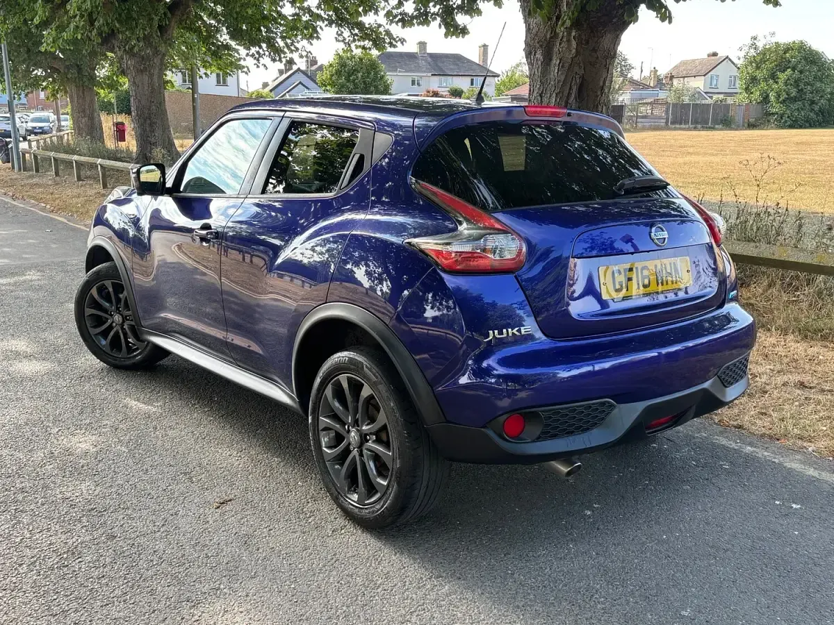 Used Nissan Juke Tekna 110 HP (80 kW) 2016 Blue SUV