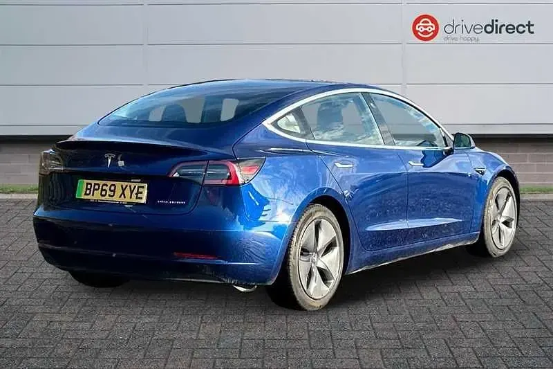 Używany Tesla Model 3 Long Range AWD 366 kW (498 KM) 2019 Niebieski Sedan/Limuzyna