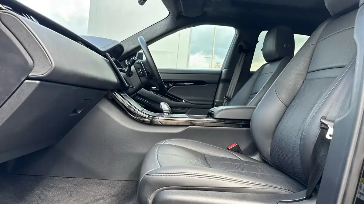 Used Land Rover Range Rover evoque Autobiography 204 HP (150 kW) 2024 Black SUV