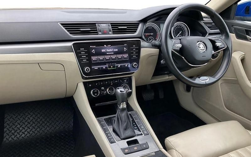 Used Skoda Superb SE L 150 HP (110 kW) 2023 Hatchback