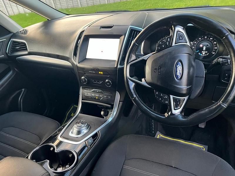 Used Ford Galaxy Titanium 2020 Red MPV