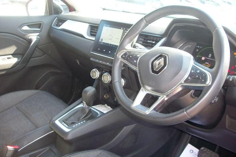Second-hand Renault Captur Techno 143 CP (105 kW) 2023 Roșu SUV