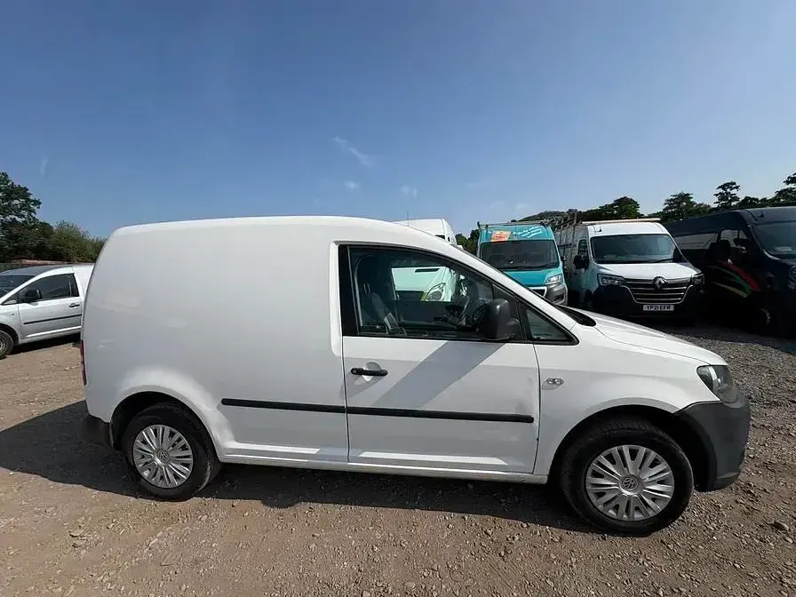 Used VW Caddy Startline 102 HP (75 kW) 2013 White MPV