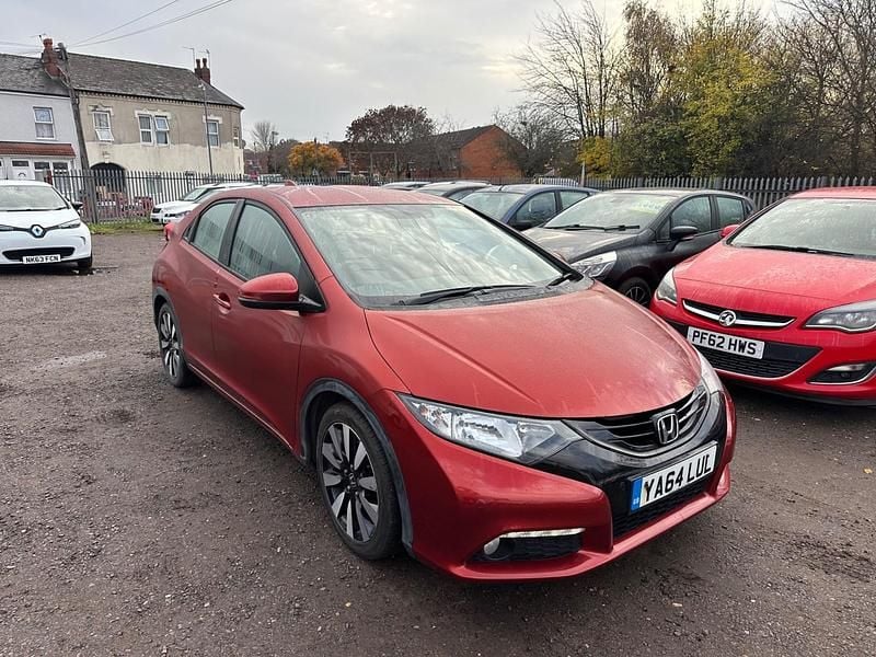 Red Used 2015 Honda Civic SE Plus Hatchback | £4,885 (Good price) - Image 1/4