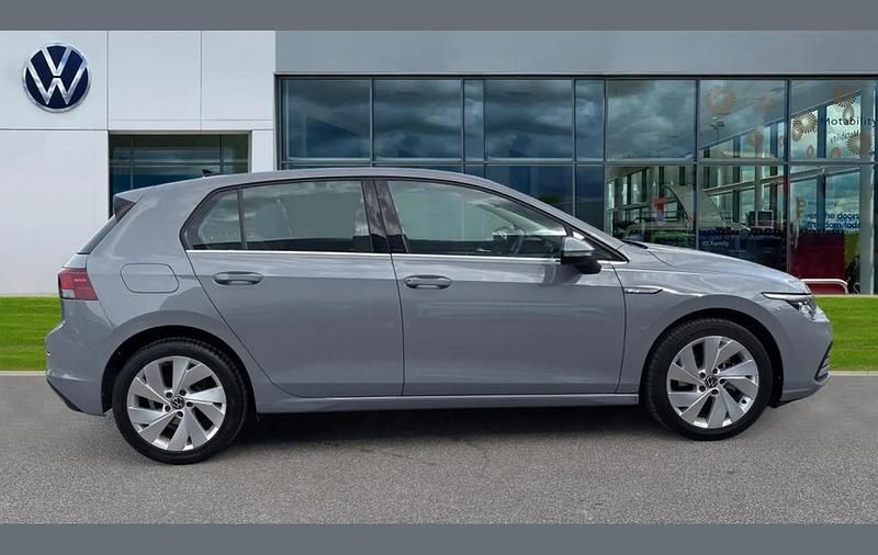 Used VW Golf VIII Style 128 HP (94 kW) 2024 Grey Hatchback