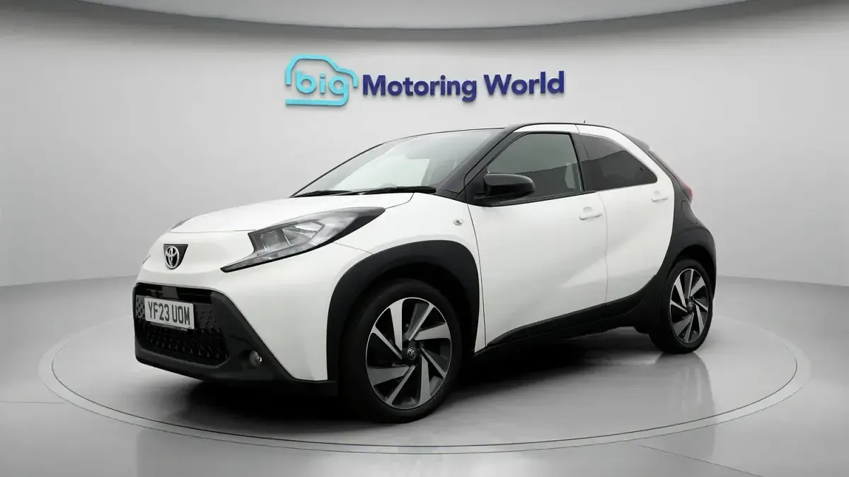 Used Toyota Aygo X 72 HP (52 kW) 2023 White SUV