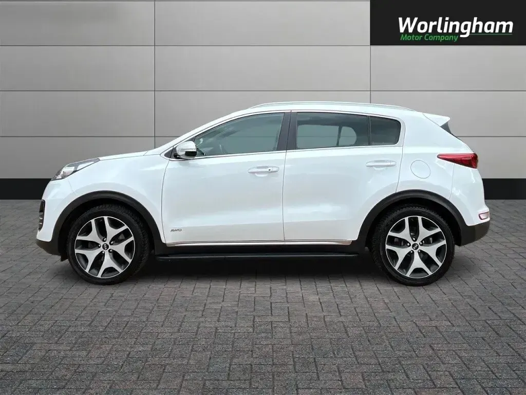 Used Kia Sportage GT-Line 136 HP (100 kW) 2017 White SUV