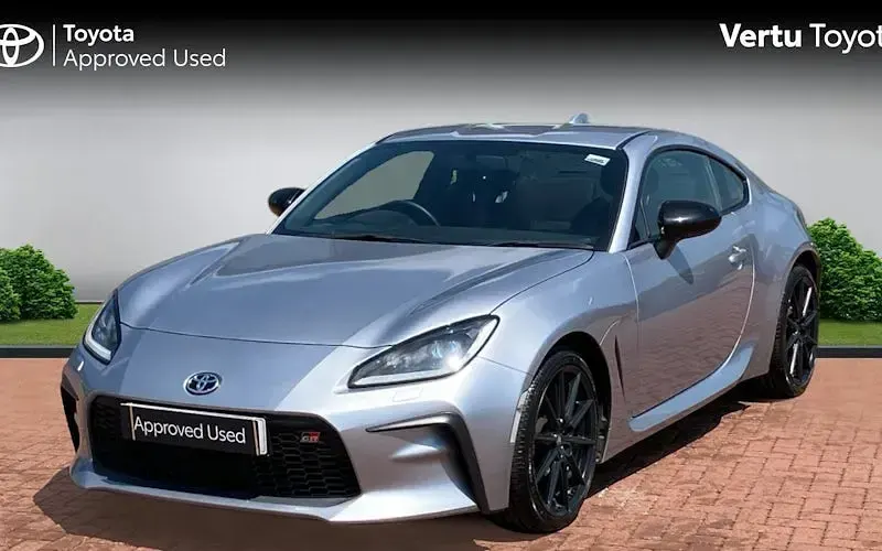 Used Toyota GR86 235 HP (172 kW) 2022 Silver Coupe