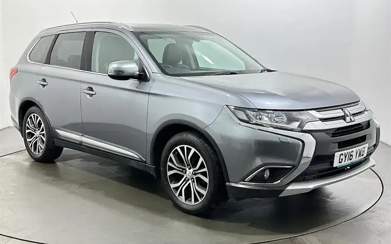 Used Mitsubishi Outlander 150 HP (110 kW) 2016 SUV